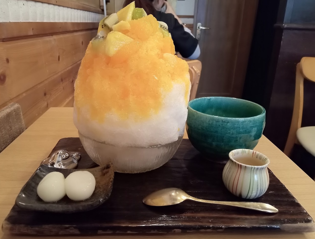 鎌倉駅 しらたまや フルーツ氷