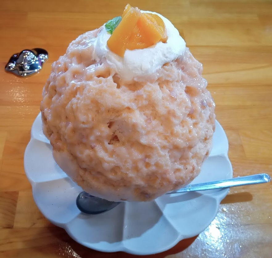 江の島 台湾梅花 桃みるくかき氷