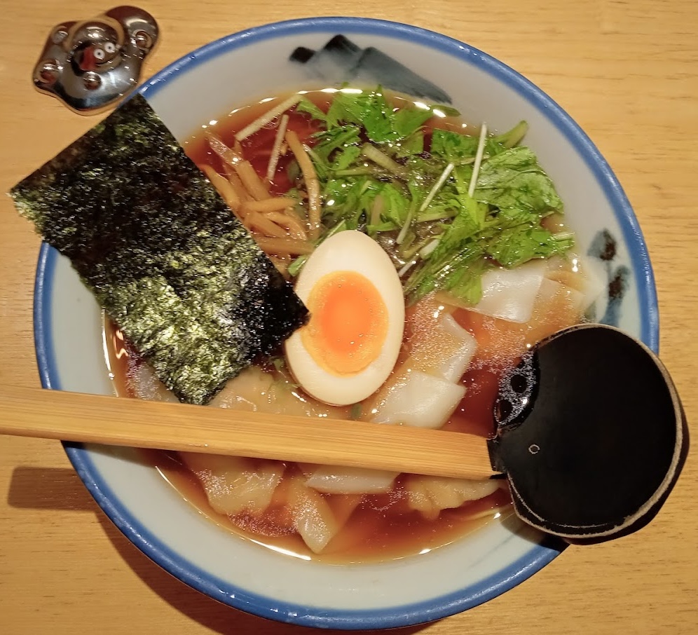 恵比寿のらーめん店AFURIの雲呑らーめん