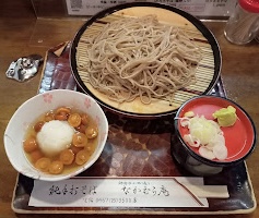 鎌倉駅の蕎麦屋 なかむら庵の冷やしなめこそば